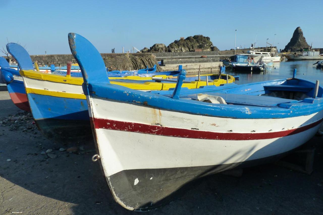 דירות אצ'י קסטלו Sea Breeze Acitrezza מראה חיצוני תמונה